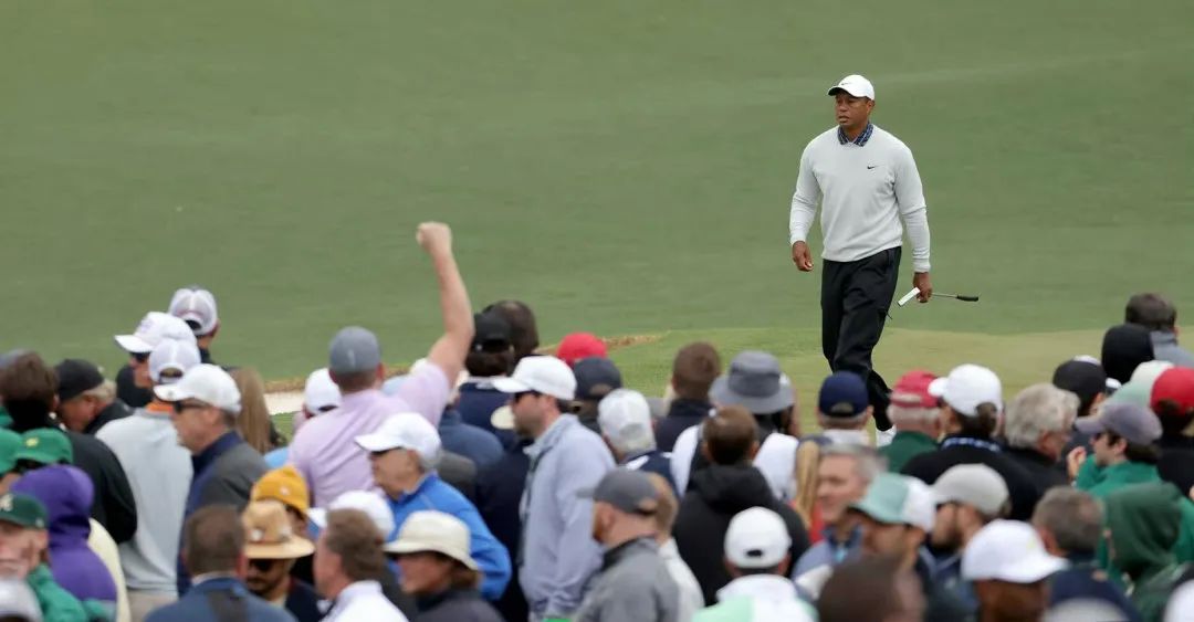 The world cheers for the tough - Tiger Woods returns after 508 days3
